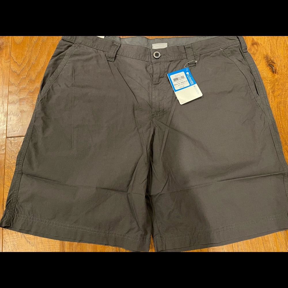 Men’s Columbia Shorts